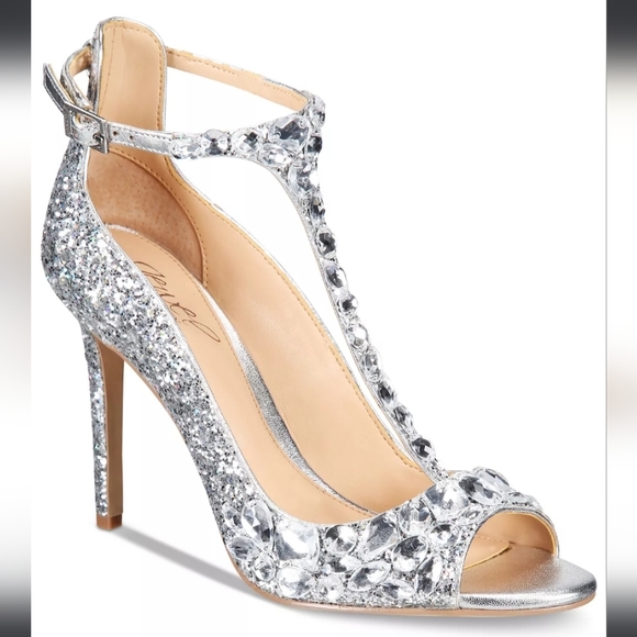 Jewel Badgley Mischka Shoes - Jewel Badgley Mischka Conroy T-strap Evening Sandals Silver 7